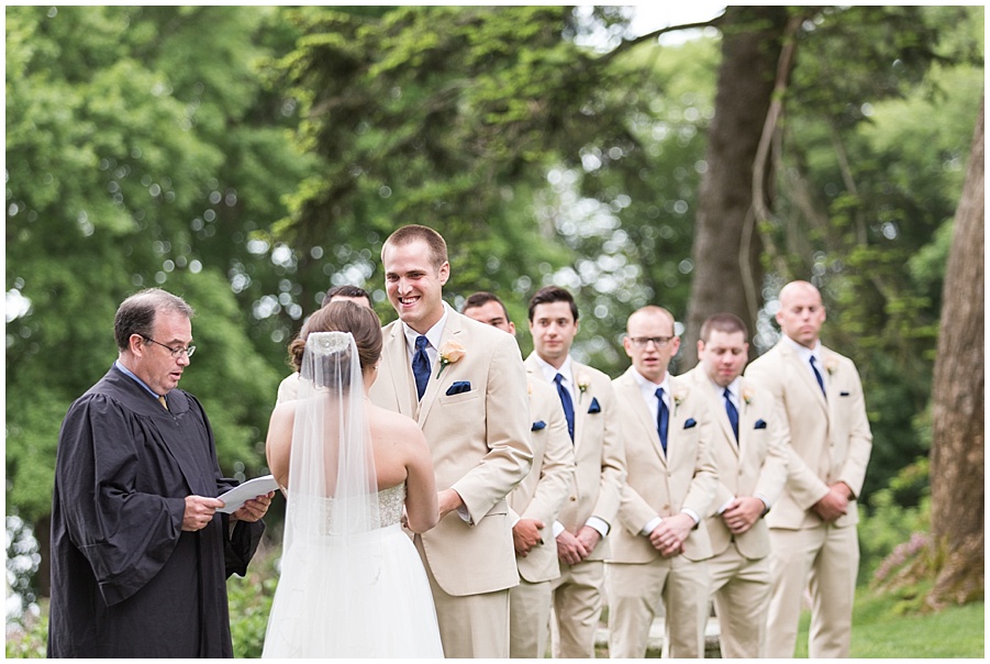 outdoors wedding ceremony at Glen Manor House