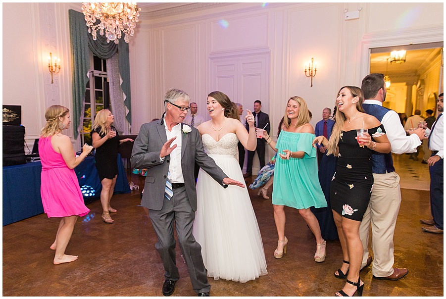 wedding reception dancing 