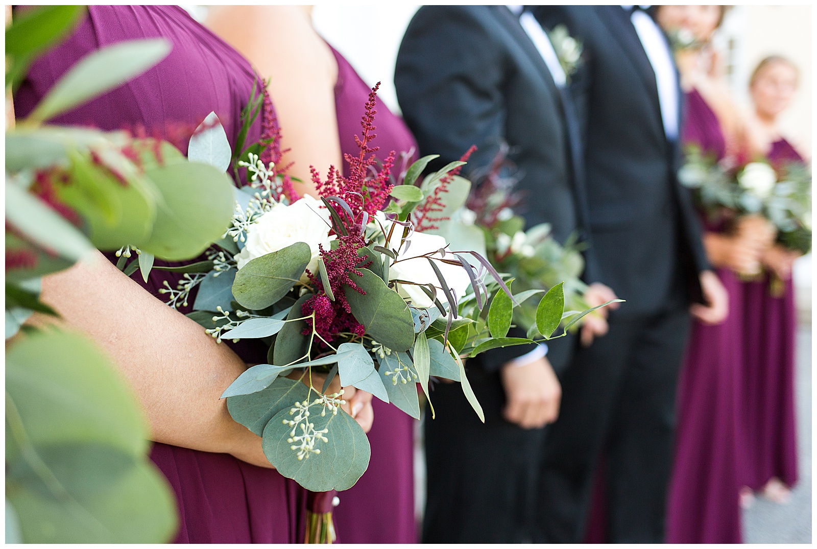 maroon wedding bouquets