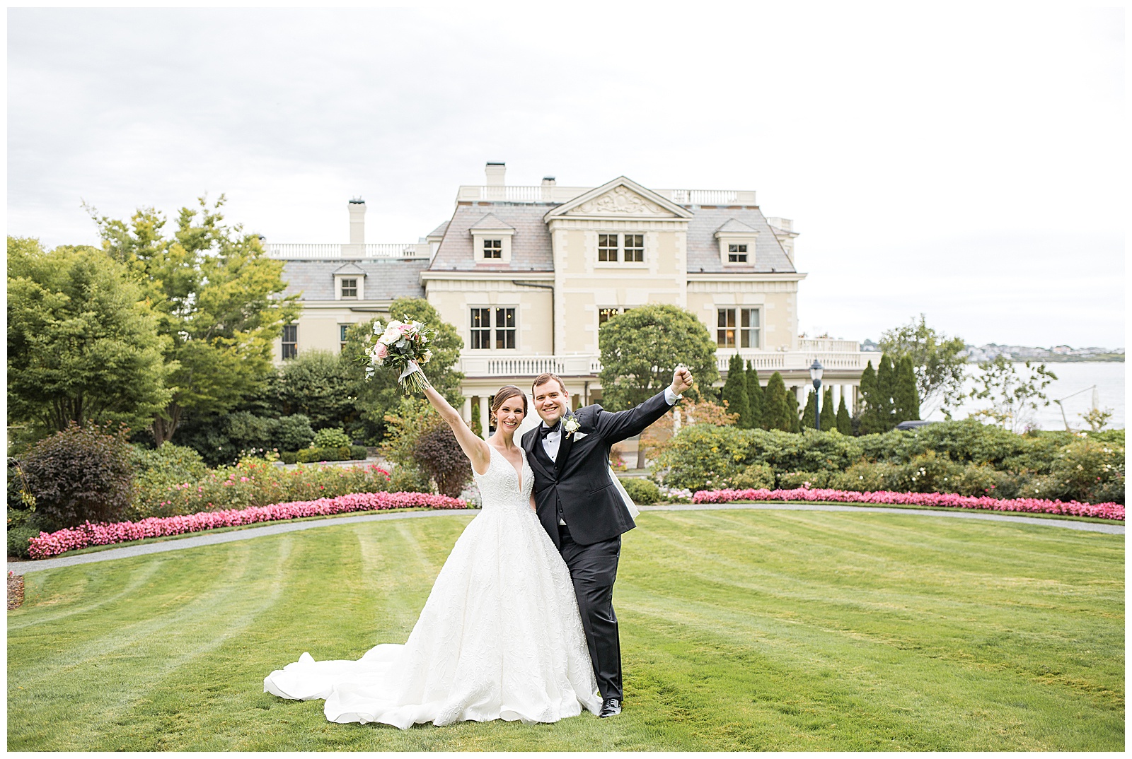 Couple wedding portraits at the Chanler at Cliff Walk